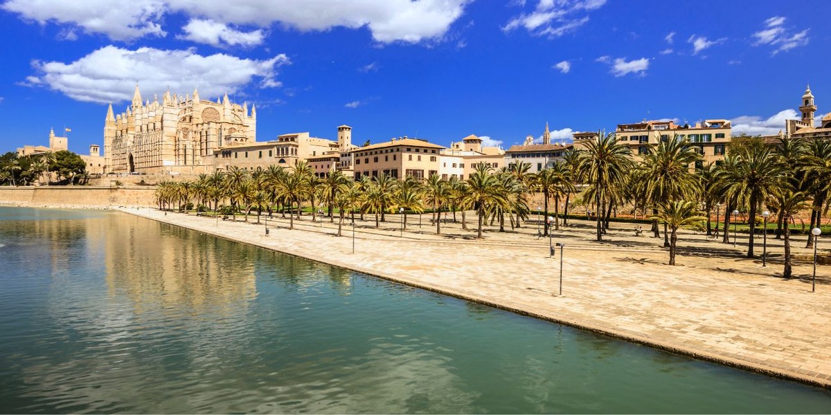 Zwiedzamy Palma de Mallorca – odkryj stolicę Majorki