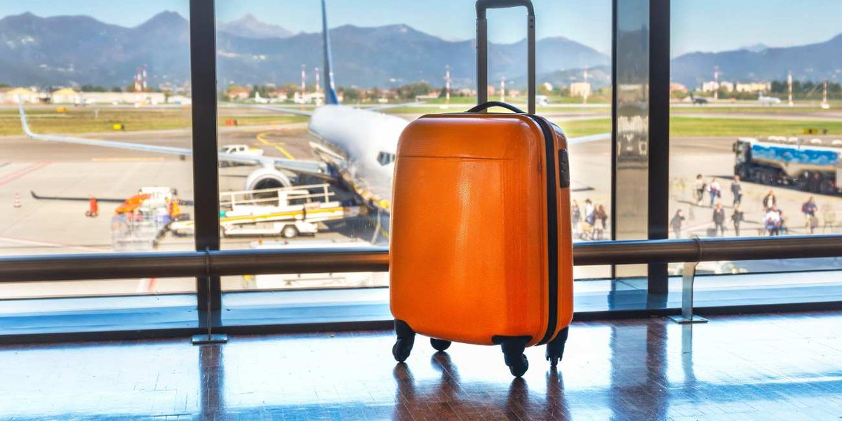 Bagaż podręczny – jak się spakować?