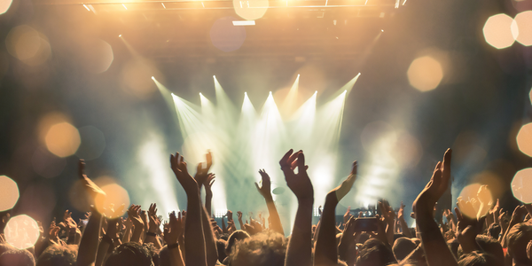 Festiwale muzyczne w Europie: Top 10 niezapomnianych wydarzeń kulturalnych na wakacje